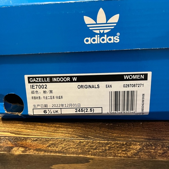 SOLD ELSEWHERE: Pink Adidas Gazelle, brand new in box! - Picture 8 of 12